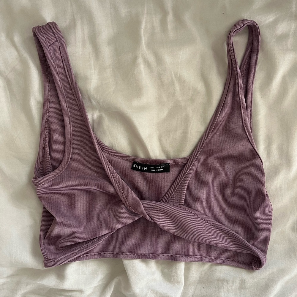 Twist Front Top